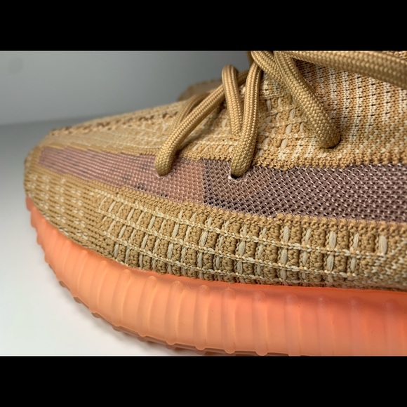 Adidas Yeezy boozt 350 v2 clay size 10 - Picture 6 of 6